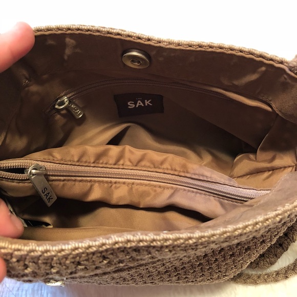 The Sak original crocheted medium size shoulder tote handbag purse - Picture 5 of 6